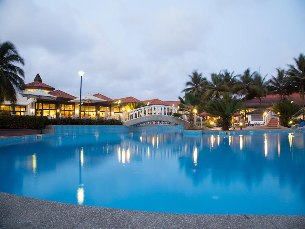 אקרה La Palm Royal Beach Hotel מראה חיצוני תמונה